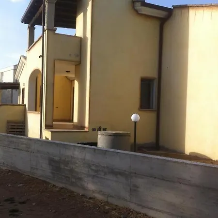 Casa Vacanze Mare Rocce * 올비아